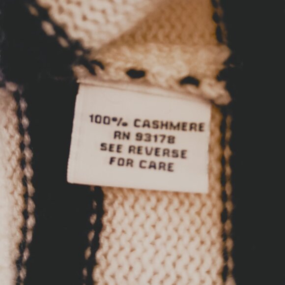 Cashmere Cream & Black Stripe Crop Sweater Cabincore Scandigirl Cozy Size L NWT - Picture 9 of 16